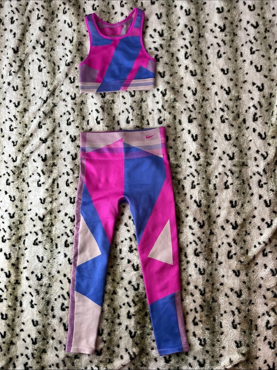 Nike Other - Nike Women’s Pink, Blue & Light Purple Colorblock Leggings Set